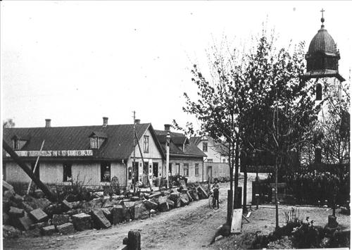 190. Carlesons och kyrkan